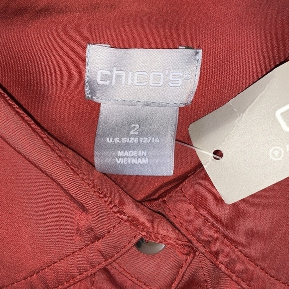 NWT Chico’s 2 Soft Long Sleeve Button Front Top - Picture 8 of 8